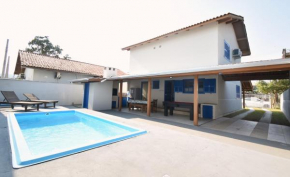 Casa Içara - 4 quartos - piscina